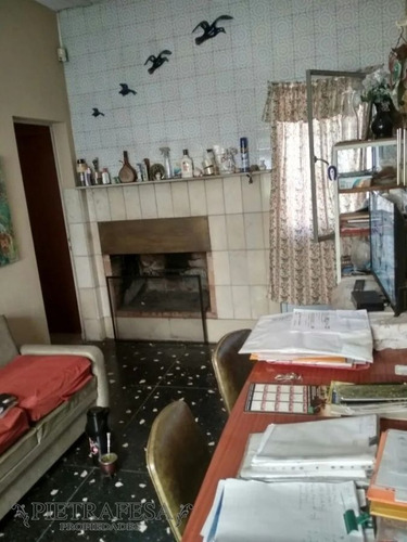 Imagen 3 de 7 de Casa En Venta - 3 Dormitorios - 2 Baños - Cochera - Patio - Haya De La Torre - Malvin Sur