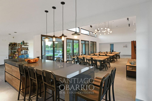 Imagen 4 de 30 de Excelente Casa De 500m2, Lote De 34500m2 En Venta, El Haras Argentino Farm Club