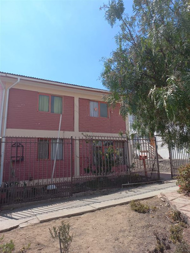 Se Vende Casa, 5 Dorm. 3 Baños, En La Serena