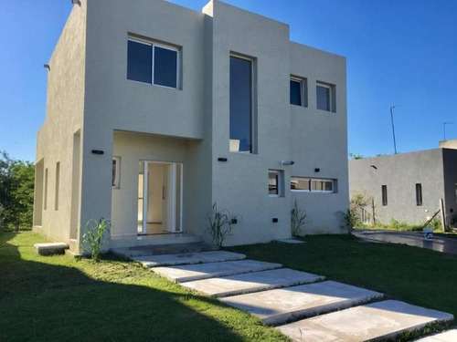 Venta - Casa En La Cañada Bayugar Negocios Inmobiliarios