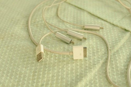 Imagen 4 de 5 de Cable De Audio Y Video Para iPod Original