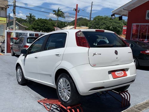 Fiat Punto Attractive 1.4 8v