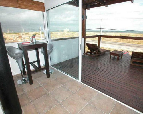 Casa En Alquiler Por Temporada De 3 Dormitorios En Punta Piedras (ref: Bpv-618)
