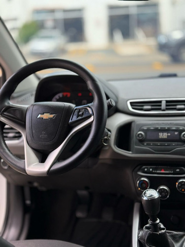 Chevrolet Onix 1.0 MPFI LT 8V FLEX 4P MANUAL