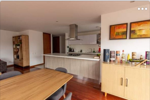 Imagen 3 de 14 de Vendo Apartartamento Chico Navarra Bogota Lindo Iluminado
