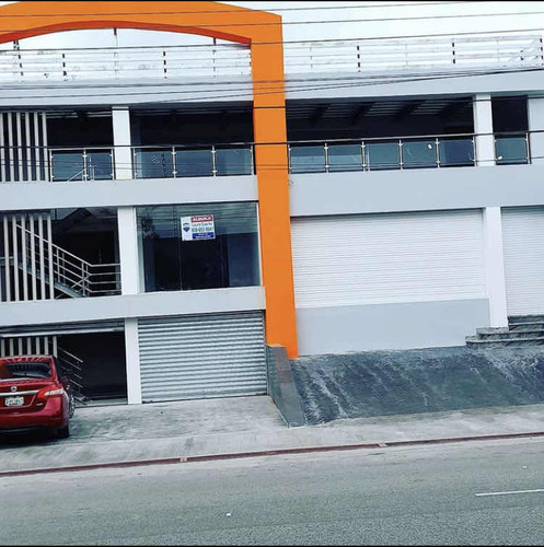 Barandas En Acero Inoxidable Y Vidrio Para Plaza Comerciales