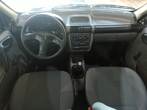 Imagem 7 de 8 de Chevrolet Classic 1.0 Mpfi Life 8v Flex 4p Manual