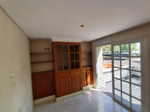 Se Vende Casa En Barrio Dalvian, Mendoza