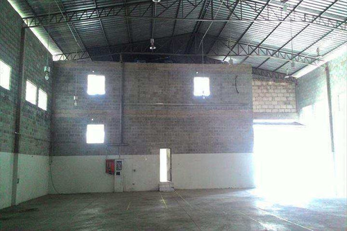 Imagem 8 de 10 de Loja Em Santana De Parnaíba Bairro Chácara Do Solar I (fazendinha) - A182800