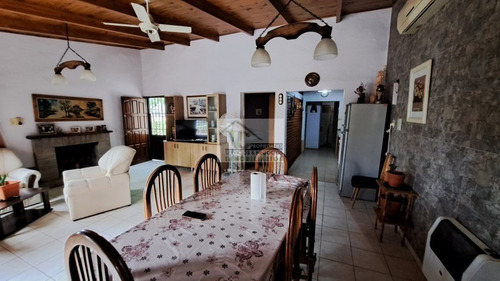 Inversor Vendo Complejo De 3 Cabanas Con 2 Has De Ciruela D'agen Con Tela Antigaranizo, Galpon, Gas, Agua, Luz, Derecho De Riego. Rama Caida, San Rafael, Mendoza.