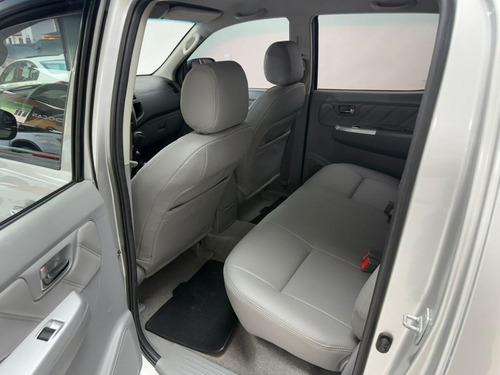 Toyota Hilux 3.0 TDI Dies