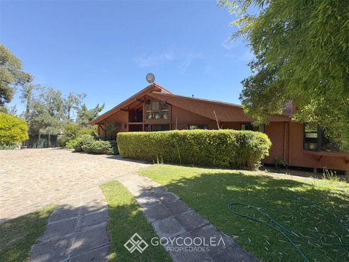 Casa En Venta De 6 Dorm. En La Estrella