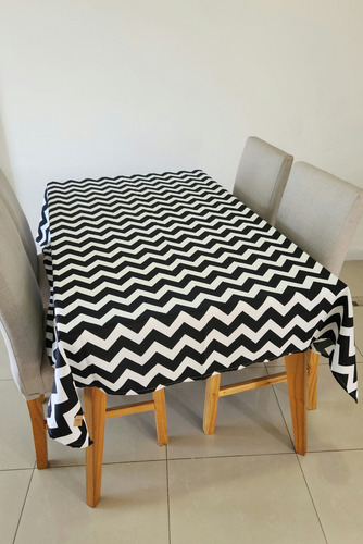 Mantel Rectangular 2 X 1,50m Antimancha Premium Estampados Color Negro Zigzag