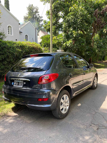 Peugeot 207 2013 1.4 Sedan Allure 75cv