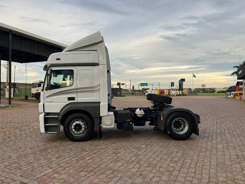 Mercedes-benz Axor 1933 - 4x2 - 2019 - Leito Teto Alto