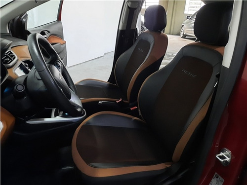 Imagem 5 de 7 de Chevrolet Onix 1.4 Mpfi Activ 8v Flex 4p Automático