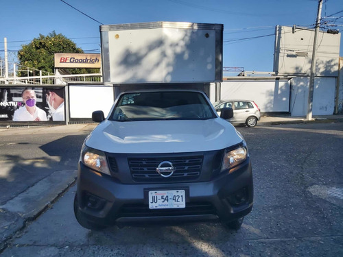 Imagen 2 de 15 de Nissan Np300 2016 Chasis Cabina Dh Aa Pack Seg Mt