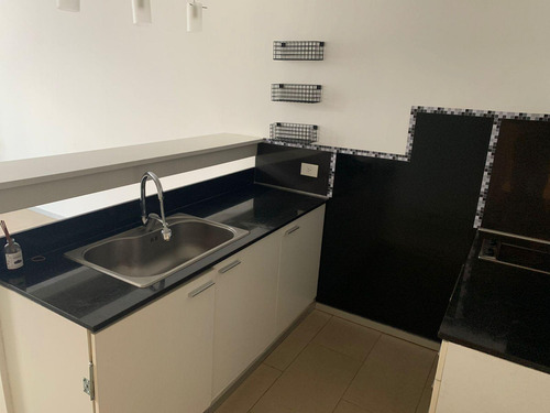 Departamento Venta 2 Ambientes Con Cochera - Olivos