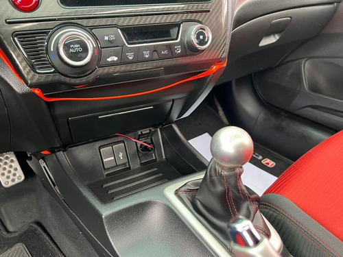 Honda Civic Coupe Si 2.4 16v 206cv