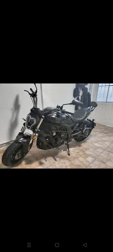Color Negro, 502cc, Estilo Custom Cruiser, Como Nueva.