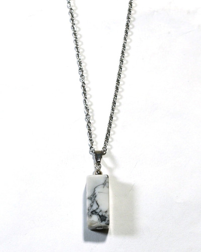 Collar Piedra Natur. B.