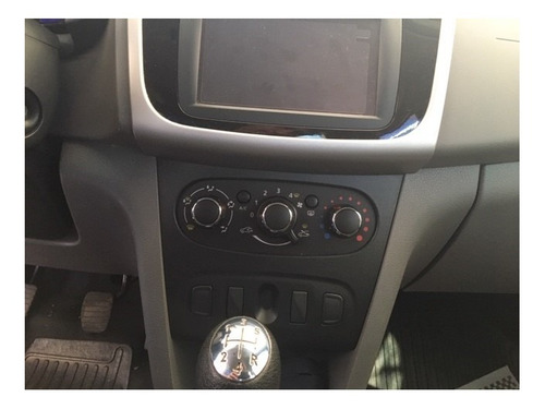 Renault Logan 1.0 16v Authentique Hi-flex 4p