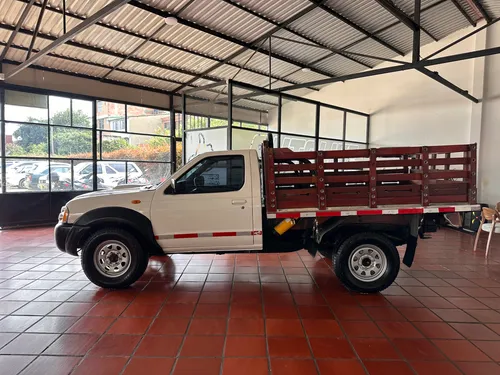 Nissan Frontier 2.5l Chasis 4x4