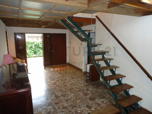 Imagen 15 de 30 de Casa En Venta De 4 Dormitorios En City Bell - La Plata Calle 467 E/ 27 Y 28