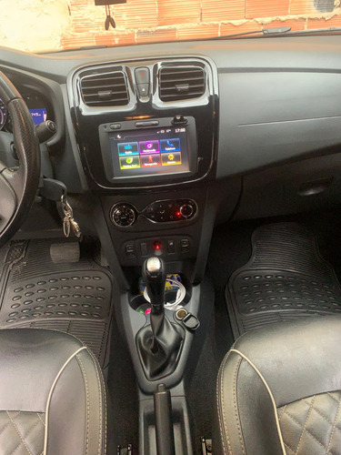 Renault Logan 1.6 Privilege / Intens