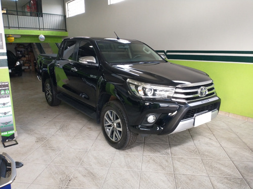 Toyota Hilux Cabine Dupla 2.8 SRX 4X4 DIESEL AUTOMÁTICO