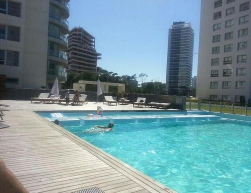 Apartamento En Alquiler Por Temporada De 2 Dormitorios En Roosevelt