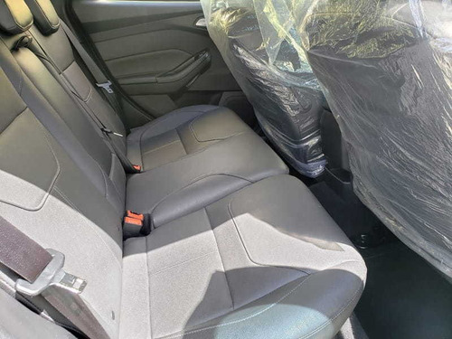 Ford Focus Titanium 2.0 16v(aut.) 5p (flex)