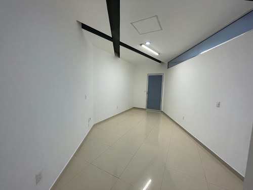 Imagen 4 de 11 de Consultorio En Renta En Hospital H+