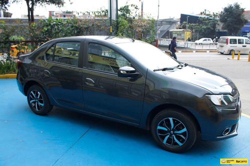 Imagen 4 de 25 de Renault Logan 1.6 Exclusive Automático
