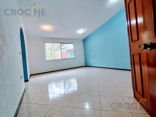 Casa En Venta En Jardines De Las Animas