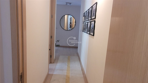Departamento En Venta De 5 Dorm. En Las Condes