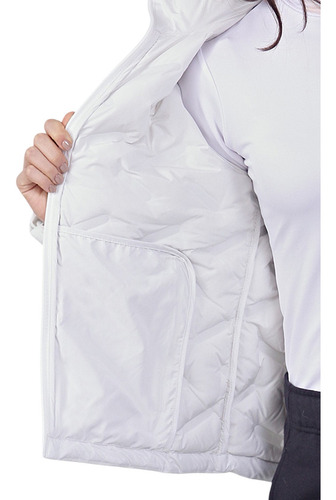 Campera Mujer Montagne Gwen Inflable Pluma Termosellada