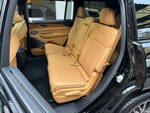 Jeep Grand Cherokee 5.7 V8 L Summit Reserve 4X4 At
