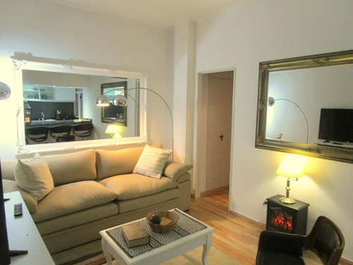 Imagen 1 de 14 de Departamento De 2 Ambiente En El Corazón De Belgrano.