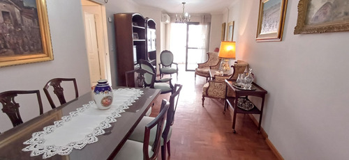 Venta Departamento De Categoria- Con Pileta- Cochera- 2 Habitaciones
