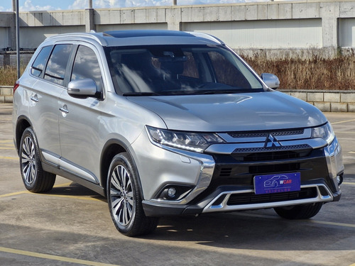 Mitsubishi Outlander 2.2 MIVEC DI-D DIESEL HPE-S AWD AUTOMÁTICO