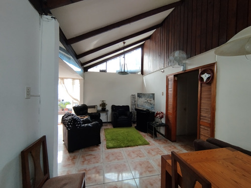 Venta Casa 4hab 1ba La Florida