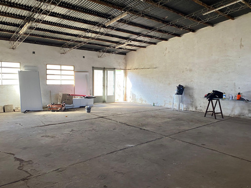 Casa+ Galpón En Venta Sobre Sgto Cabral Sjn