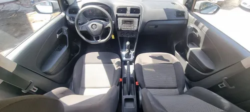 Volkswagen Vento 1.6 Starline At