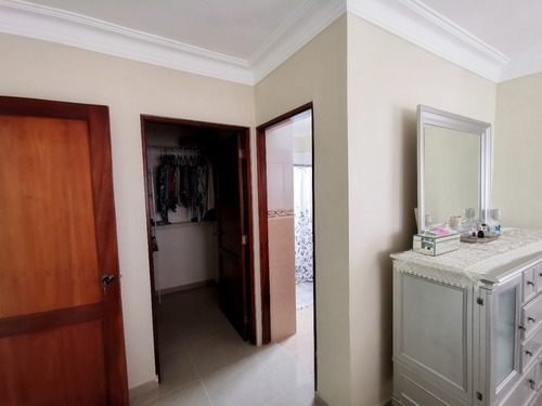 Imagen 8 de 23 de Vendo Apartamento En Colinas De Los Rios, Como Nuevo!!