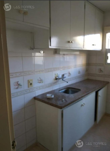 Lindo, Al Frente, Buen Punto C/servicios, G.c: $ 3000