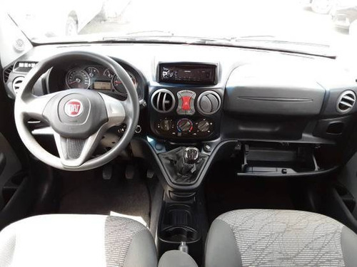 Imagem 3 de 10 de Fiat Doblò 1.8 Mpi Essence 7l 16v Flex 4p Manual