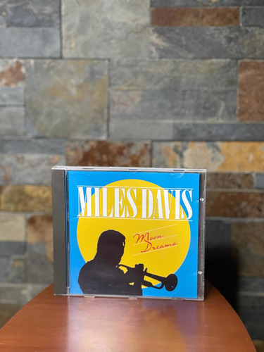 Cd Miles Davis - Moon Dreams (Usado)