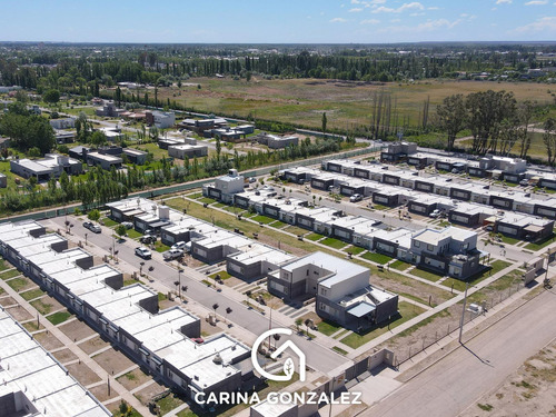 Venta Casa 2 Dormitorios Barrio Cerrado Cipolletti Río Negro