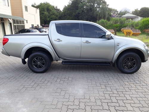 Mitsubishi L200 3.2 Triton Hpe Cab. Dupla 4x4 Aut. 4p 2015